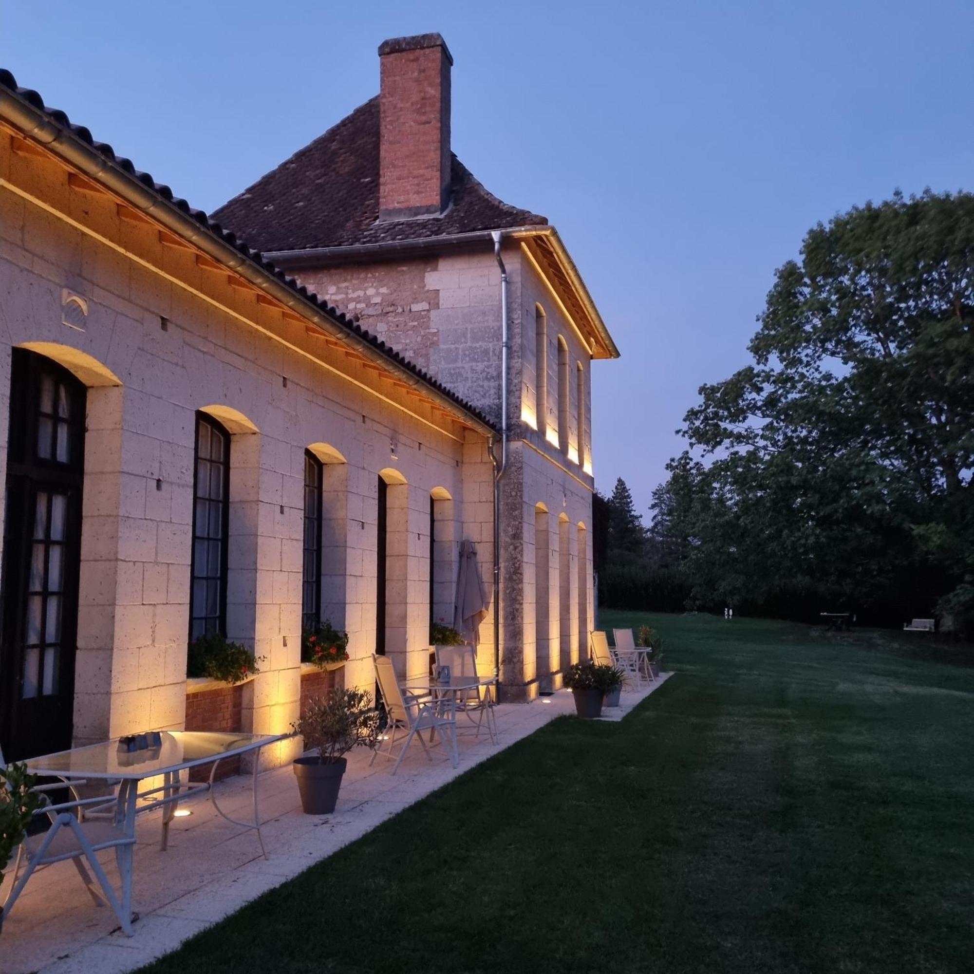Chateau Neuf Le Desert Le Pizou Εξωτερικό φωτογραφία