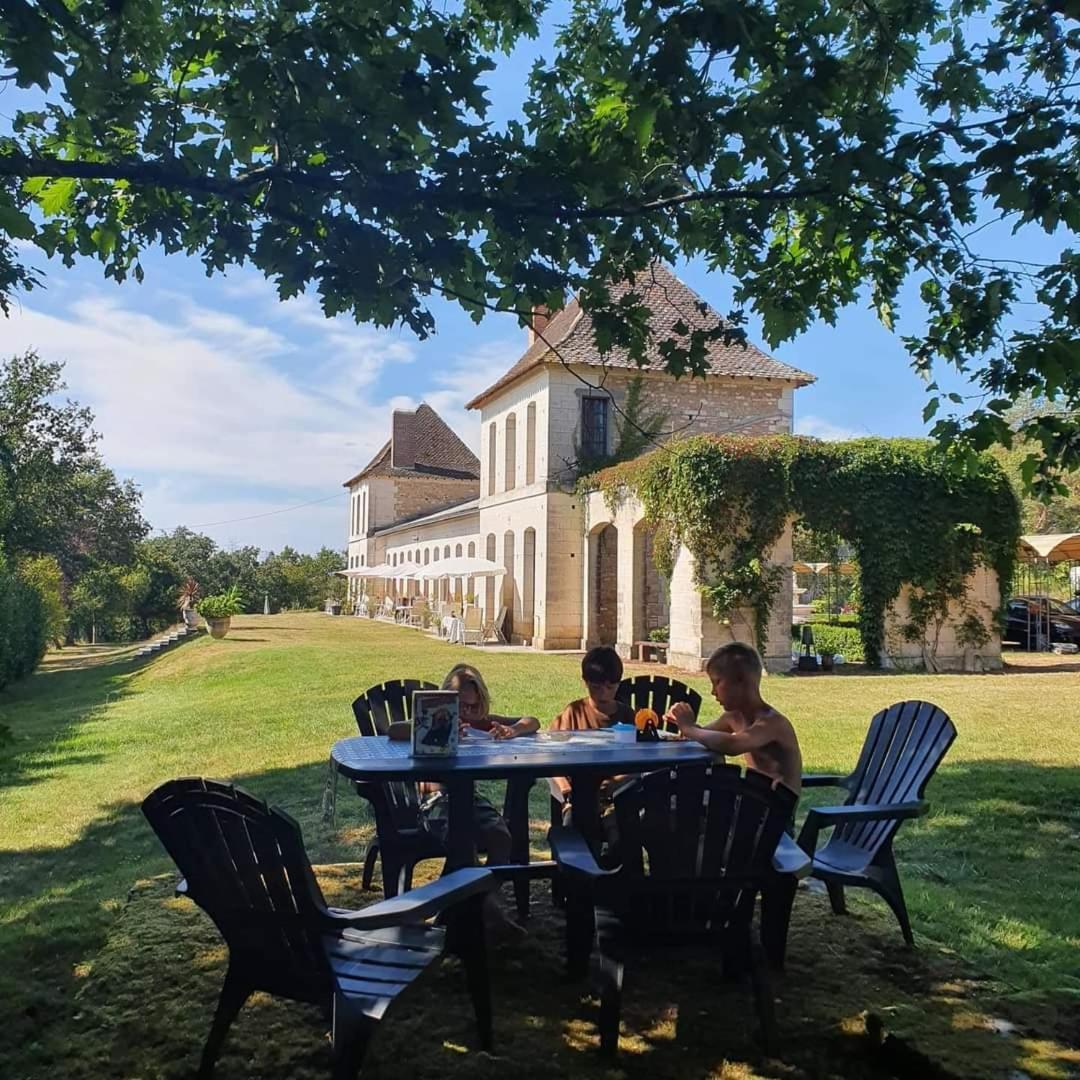 Chateau Neuf Le Desert Le Pizou Εξωτερικό φωτογραφία